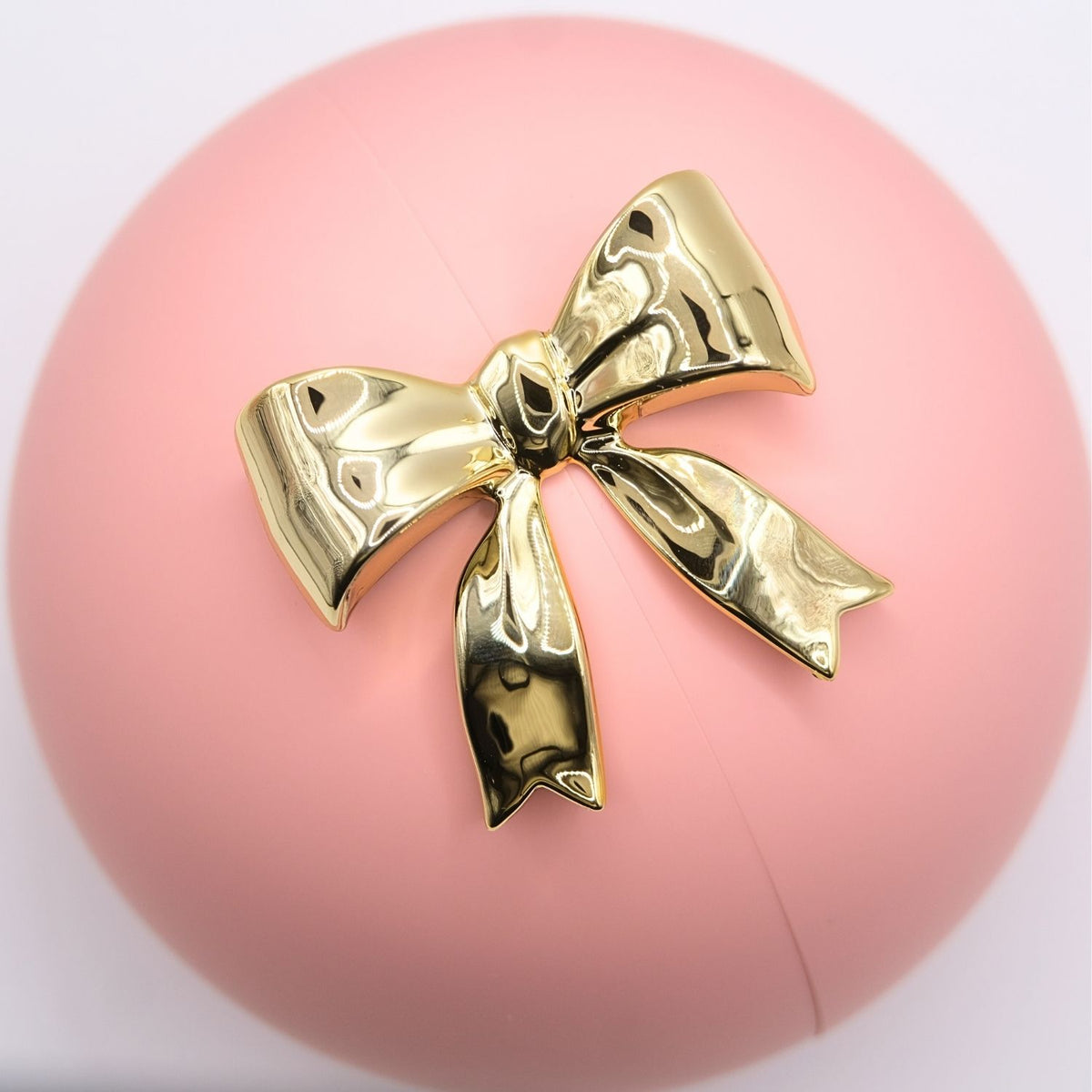 Amelia Rose giftball