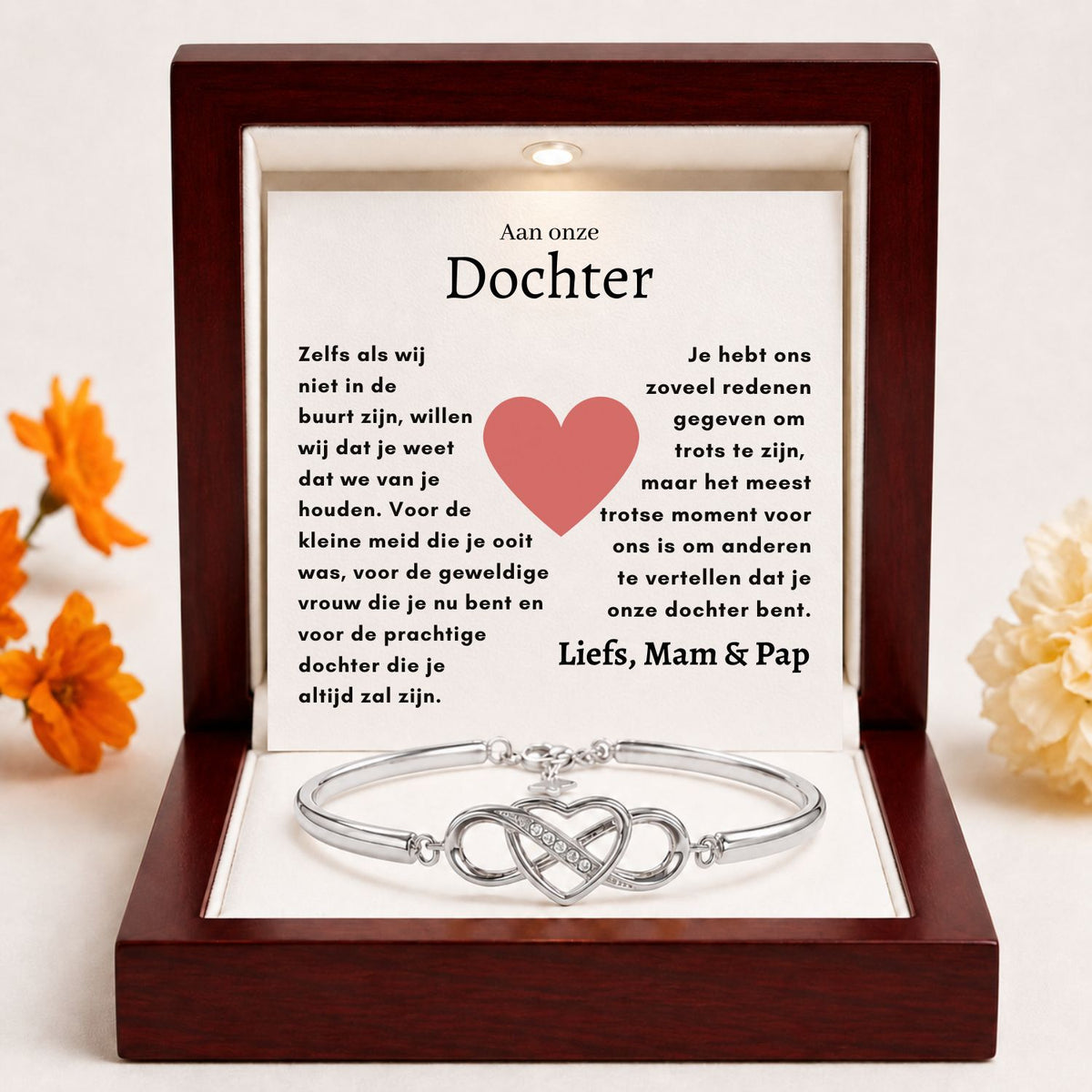 Afstudeercadeau infinity armband van papa en mama
