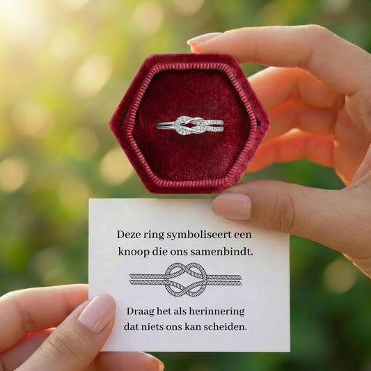 Liefdesknoop ring