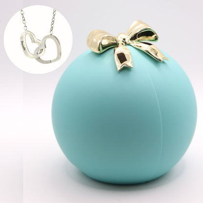 Amelia Rose giftball