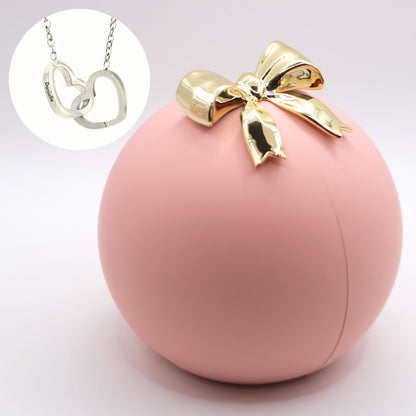 Amelia Rose giftball