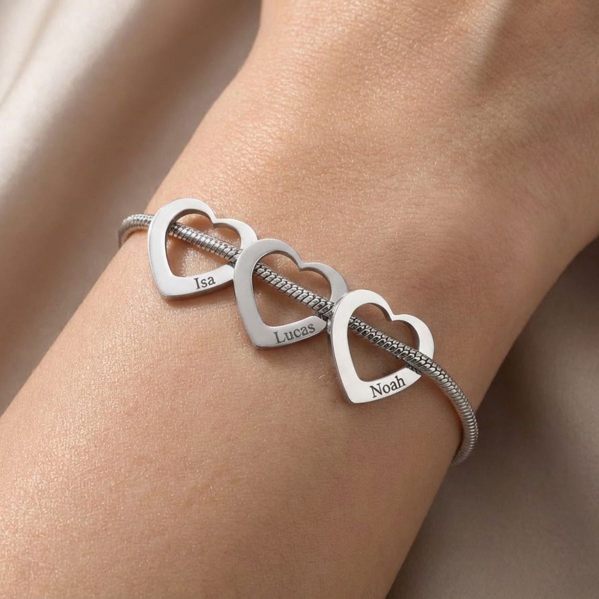 Bedelarmband met Hartjes met Gravure