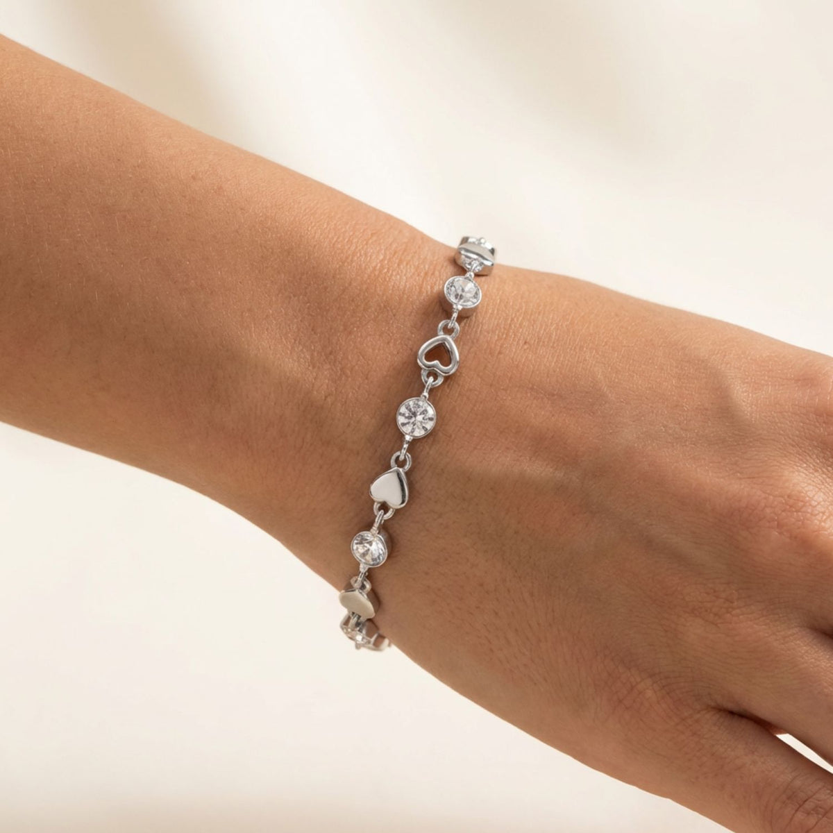 Hartjes armband – elegant cadeau voor haar