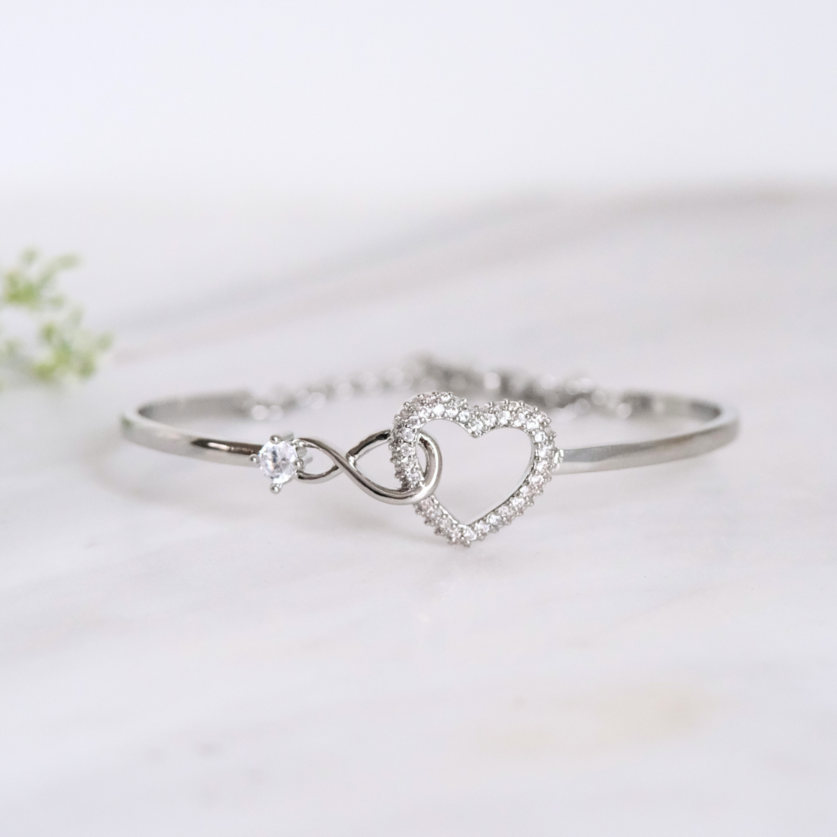 Infinity armband voor dochter - productspecificaties
