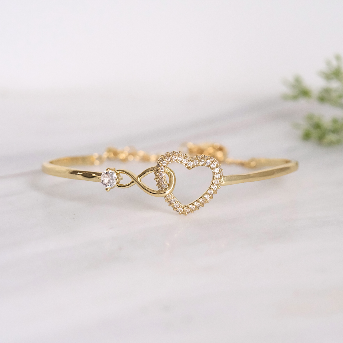 Infinity armband voor dochter - afmetingen en pasvorm