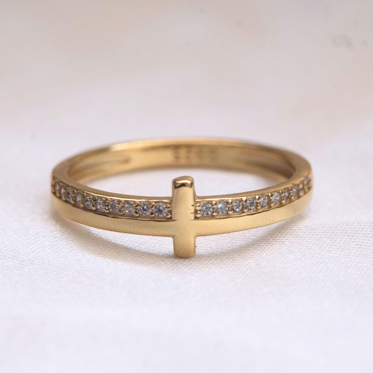 Pray Ring