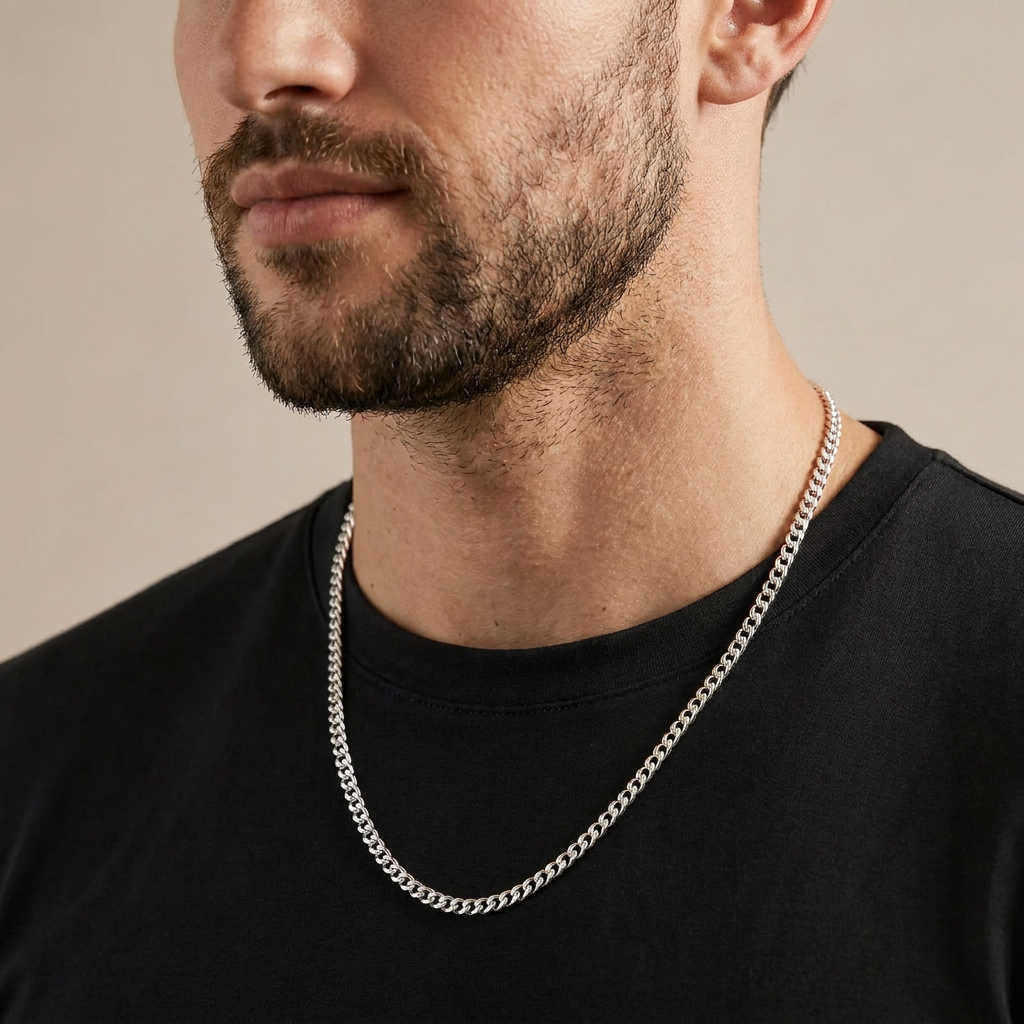 Men's chain necklace clasp detail