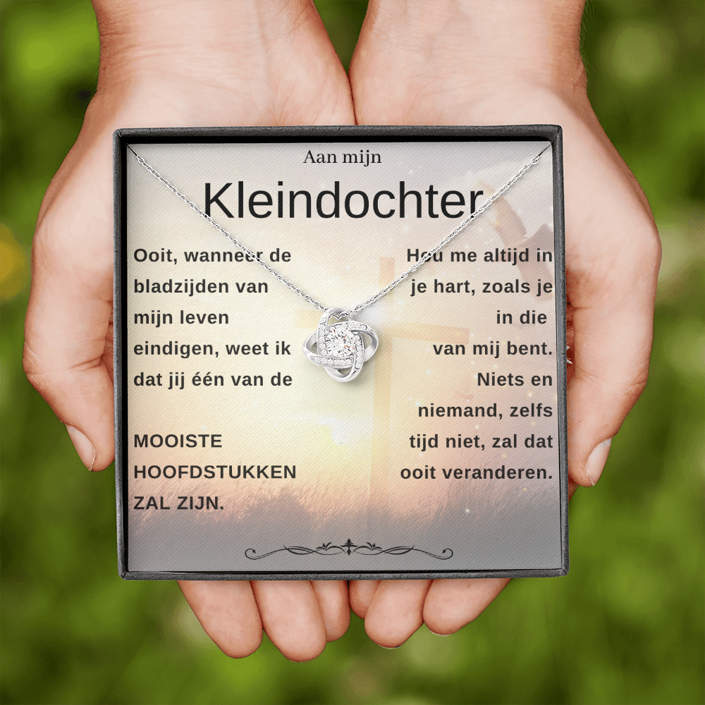 Aan mijn Kleindochter - Liefdesknoop Halsketting - Mooiste Hoofdstukken